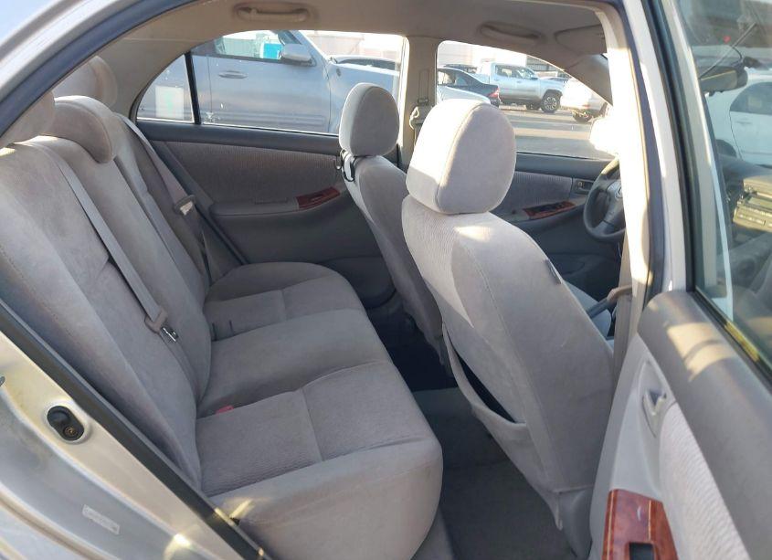 Photo 8 of 2005 Toyota Corolla LE (VIN 1NXBR30E25Z348499)