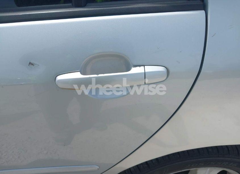 Photo 12 of 2005 Toyota Corolla LE (VIN 1NXBR30E25Z357512)