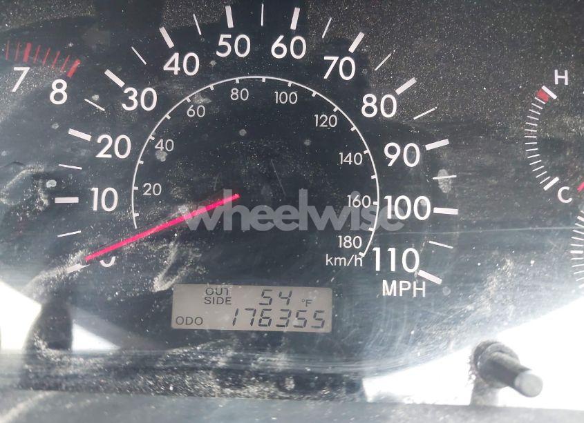 Photo 7 of 2005 Toyota Corolla LE (VIN 1NXBR30E25Z357512)