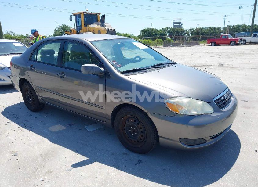 2006 Toyota Corolla LE (VIN 1NXBR30E26Z757717) main photo