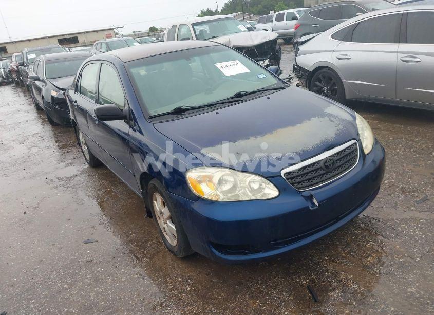 2005 Toyota Corolla LE (VIN 1NXBR30E35Z429673) main photo