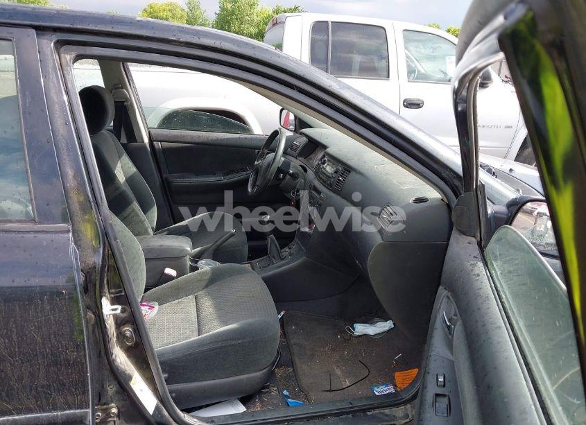 Photo 5 of 2006 Toyota Corolla S (VIN 1NXBR30E36Z695972)