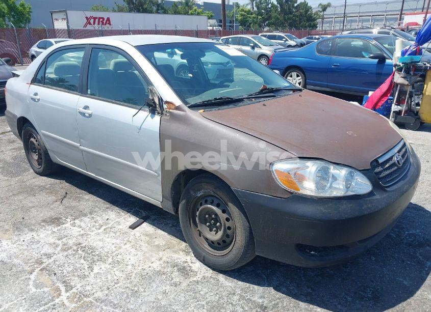 2007 Toyota Corolla LE (VIN 1NXBR30E37Z821992) main photo