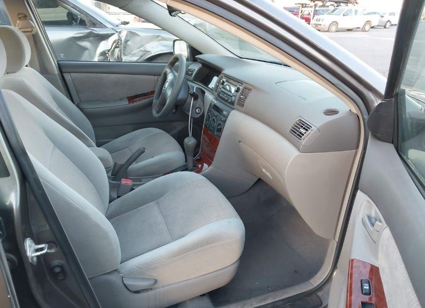 Photo 5 of 2007 Toyota Corolla LE (VIN 1NXBR30E37Z904046)