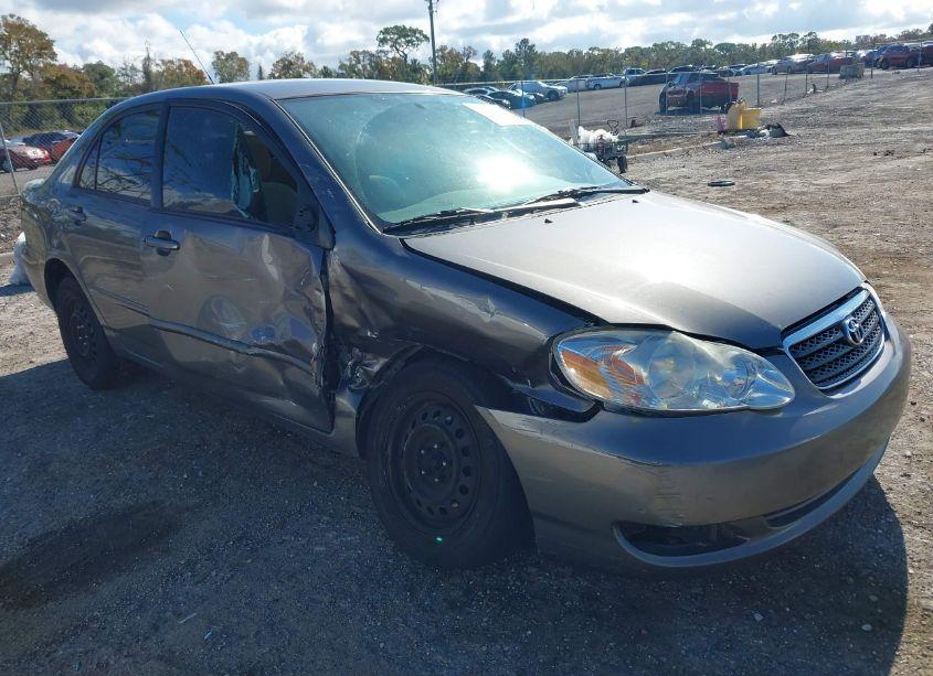 2006 Toyota Corolla LE (VIN 1NXBR30E46Z665783) main photo