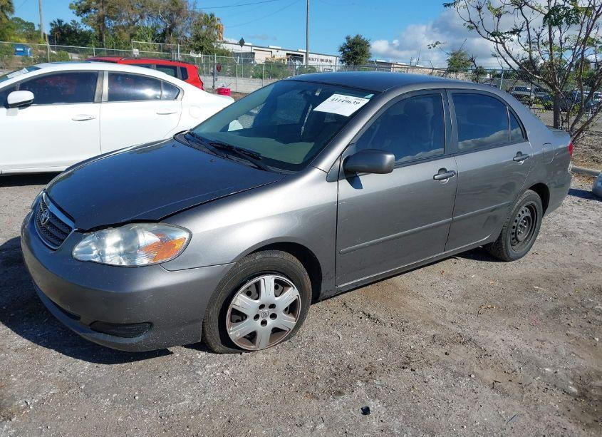 Photo 2 of 2006 Toyota Corolla LE (VIN 1NXBR30E46Z665783)