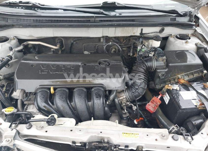 Photo 10 of 2005 Toyota Corolla LE (VIN 1NXBR30E65Z405514)