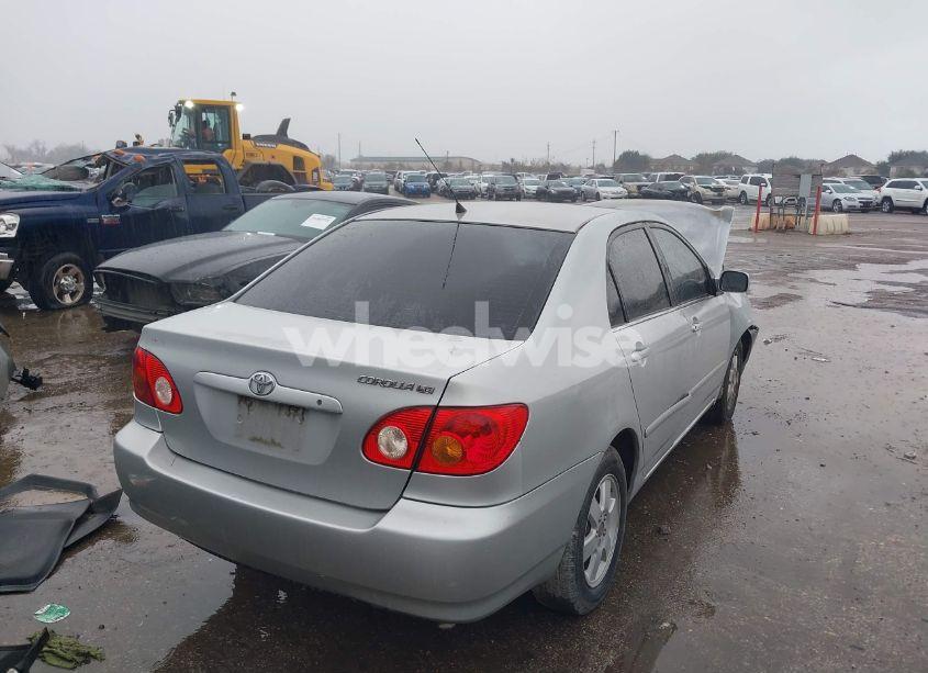 Photo 4 of 2005 Toyota Corolla LE (VIN 1NXBR30E65Z405514)