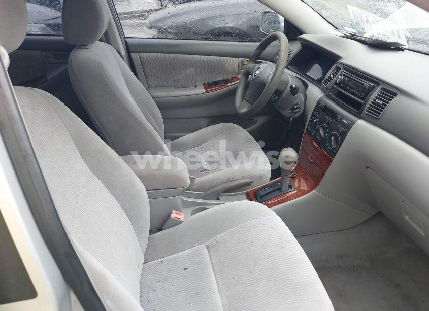 Photo 5 of 2005 Toyota Corolla LE (VIN 1NXBR30E65Z405514)