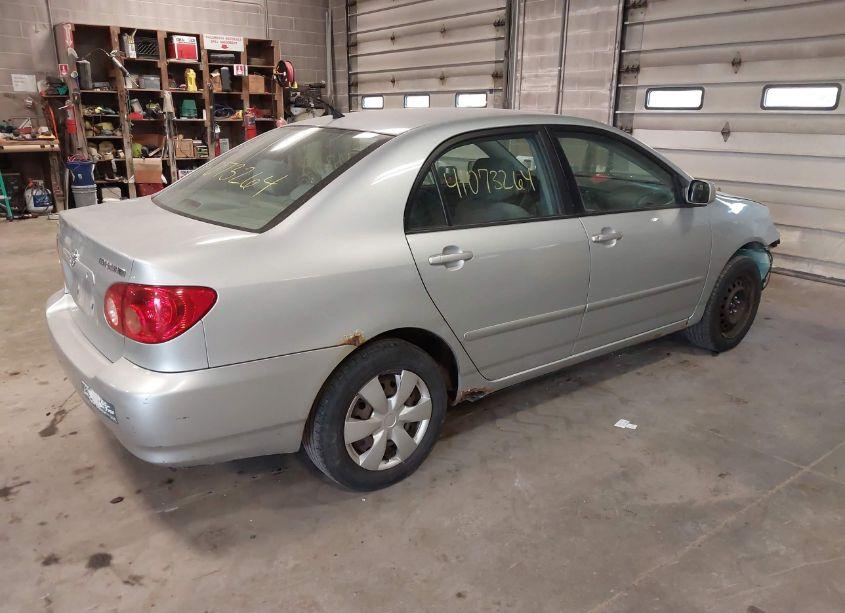 Photo 4 of 2006 Toyota Corolla LE (VIN 1NXBR30E66Z745344)