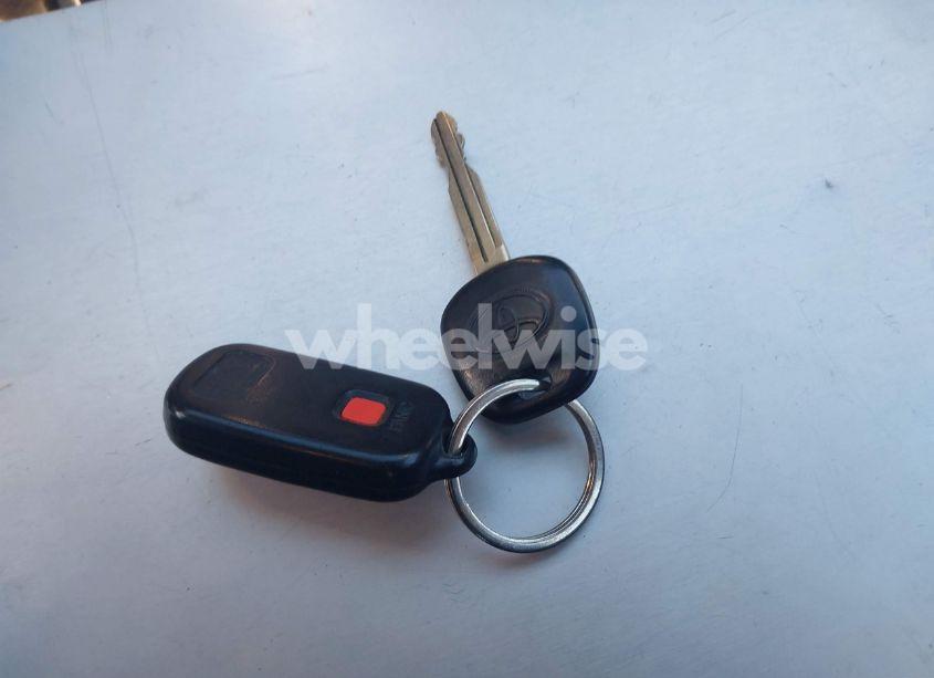 Photo 11 of 2007 Toyota Corolla S (VIN 1NXBR30E67Z802028)