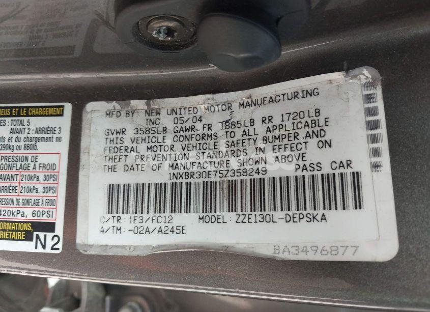 Photo 9 of 2005 Toyota Corolla S (VIN 1NXBR30E75Z358249)