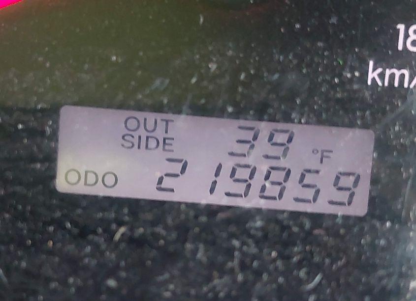 Photo 15 of 2005 Toyota Corolla LE (VIN 1NXBR30E75Z485972)