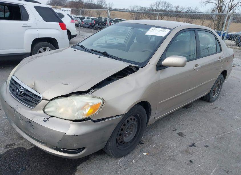 Photo 2 of 2005 Toyota Corolla LE (VIN 1NXBR30E75Z485972)