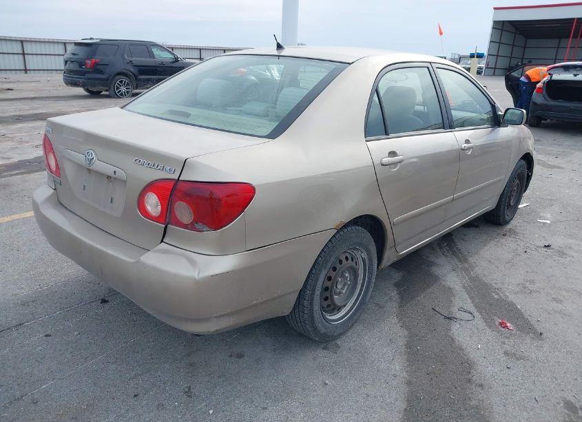 Photo 4 of 2005 Toyota Corolla LE (VIN 1NXBR30E75Z485972)