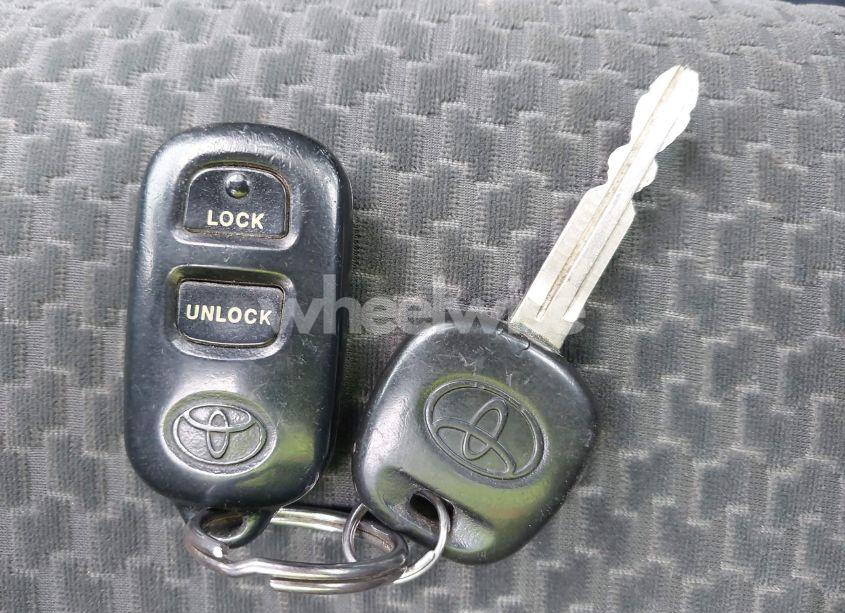 Photo 11 of 2006 Toyota Corolla S (VIN 1NXBR30E76Z697286)