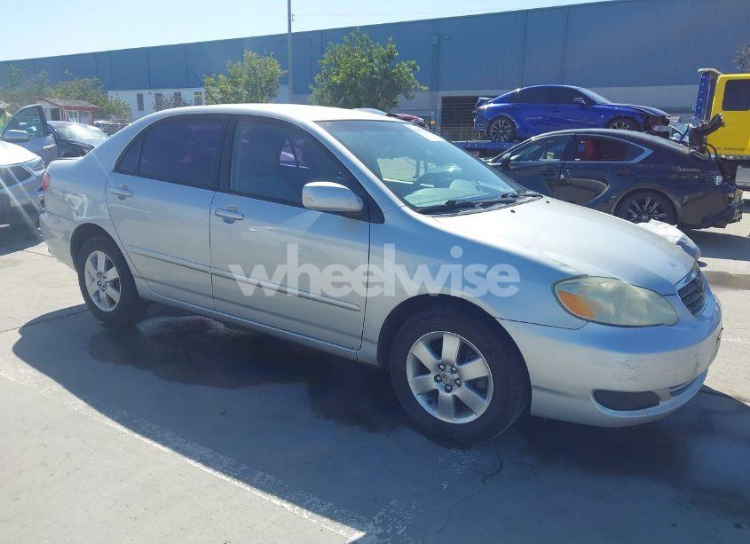 2006 Toyota Corolla LE (VIN 1NXBR30E86Z727895) main photo
