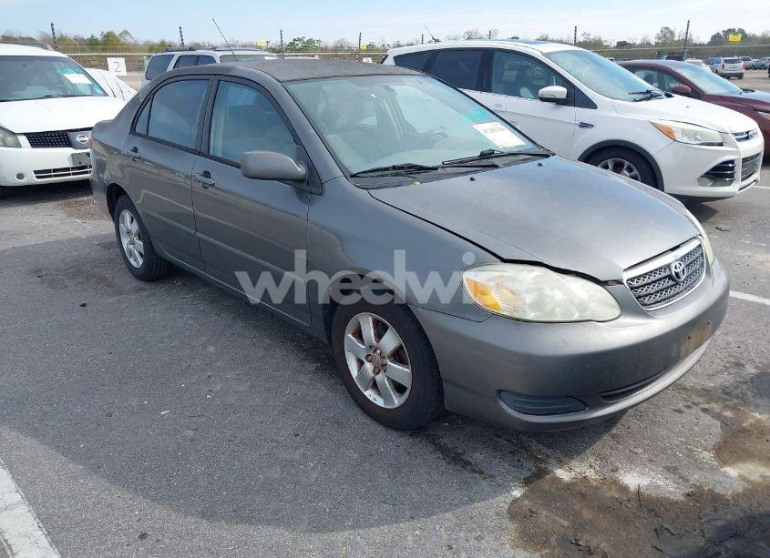 2005 Toyota Corolla LE (VIN 1NXBR30E95Z350556) main photo