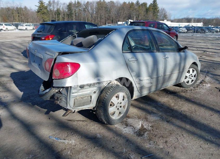 Photo 4 of 2005 Toyota Corolla LE (VIN 1NXBR30E95Z381421)