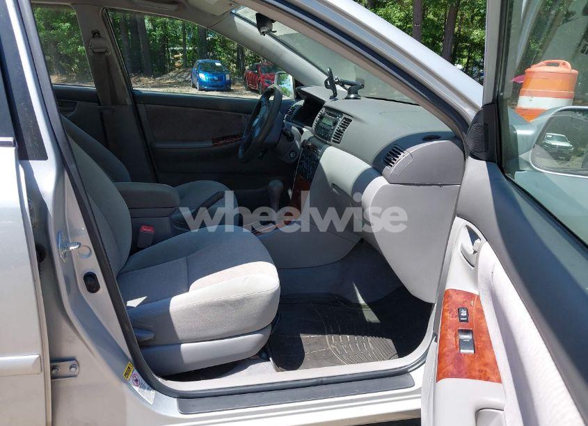 Photo 5 of 2007 Toyota Corolla LE (VIN 1NXBR30E97Z822757)