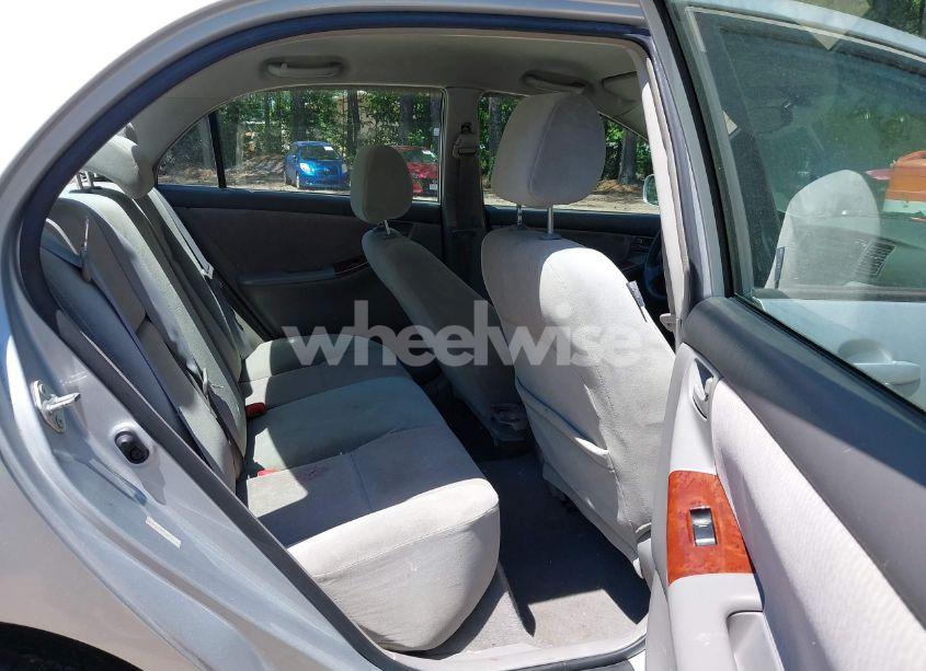 Photo 8 of 2007 Toyota Corolla LE (VIN 1NXBR30E97Z822757)