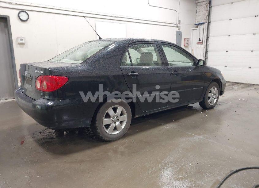 Photo 4 of 2005 Toyota Corolla LE (VIN 1NXBR30EX5Z549941)