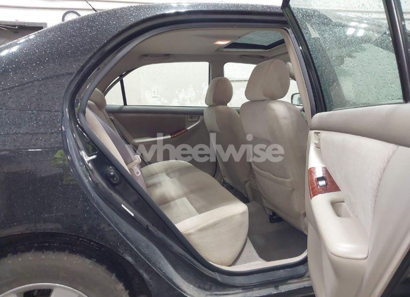 Photo 8 of 2005 Toyota Corolla LE (VIN 1NXBR30EX5Z549941)