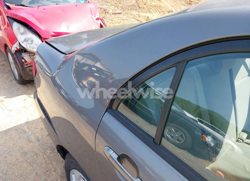 Photo 14 of 2006 Toyota Corolla LE (VIN 1NXBR30EX6Z630214)