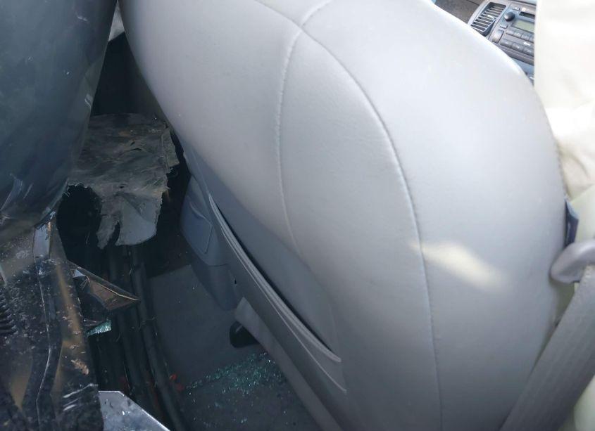 Photo 8 of 2007 Toyota Corolla LE (VIN 1NXBR30EX7Z809127)