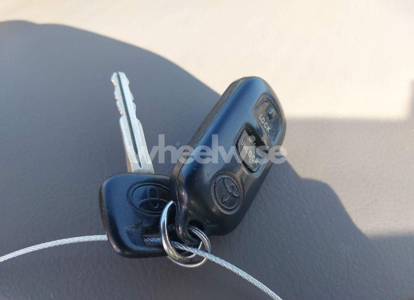 Photo 11 of 2003 Toyota Corolla LE (VIN 1NXBR32E03Z073628)