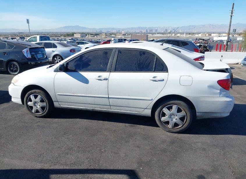 Photo 13 of 2003 Toyota Corolla LE (VIN 1NXBR32E03Z074309)