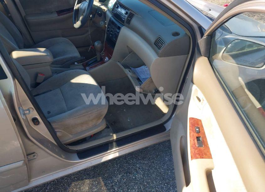 Photo 5 of 2003 Toyota Corolla LE (VIN 1NXBR32E03Z182526)