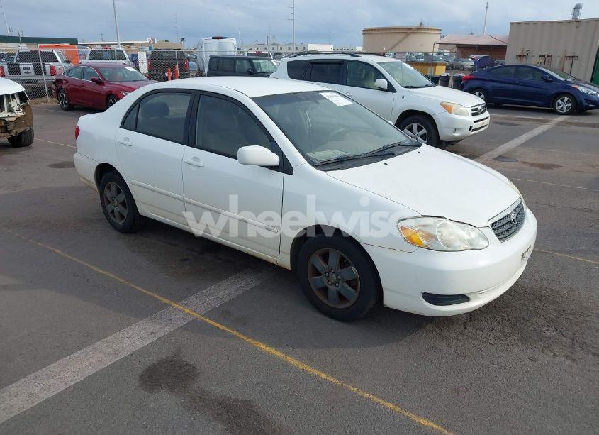 2004 Toyota Corolla LE (VIN 1NXBR32E04Z301192) main photo
