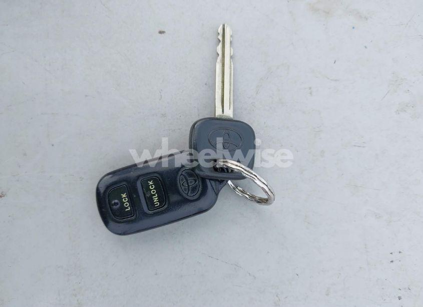 Photo 11 of 2004 Toyota Corolla LE (VIN 1NXBR32E04Z301192)