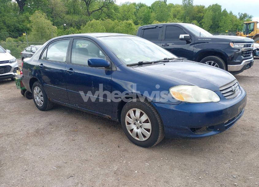2004 Toyota Corolla LE (VIN 1NXBR32E04Z314413) main photo