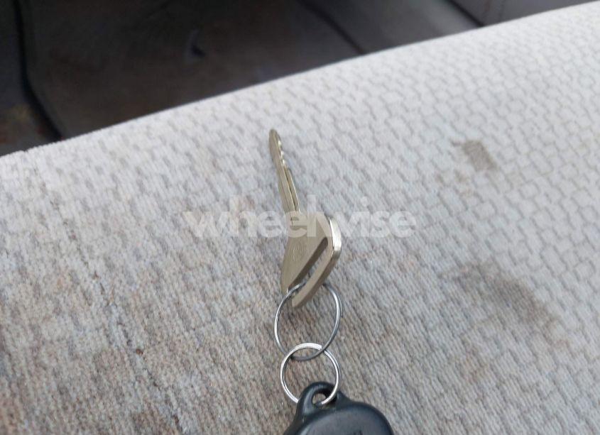 Photo 11 of 2004 Toyota Corolla LE (VIN 1NXBR32E04Z314413)