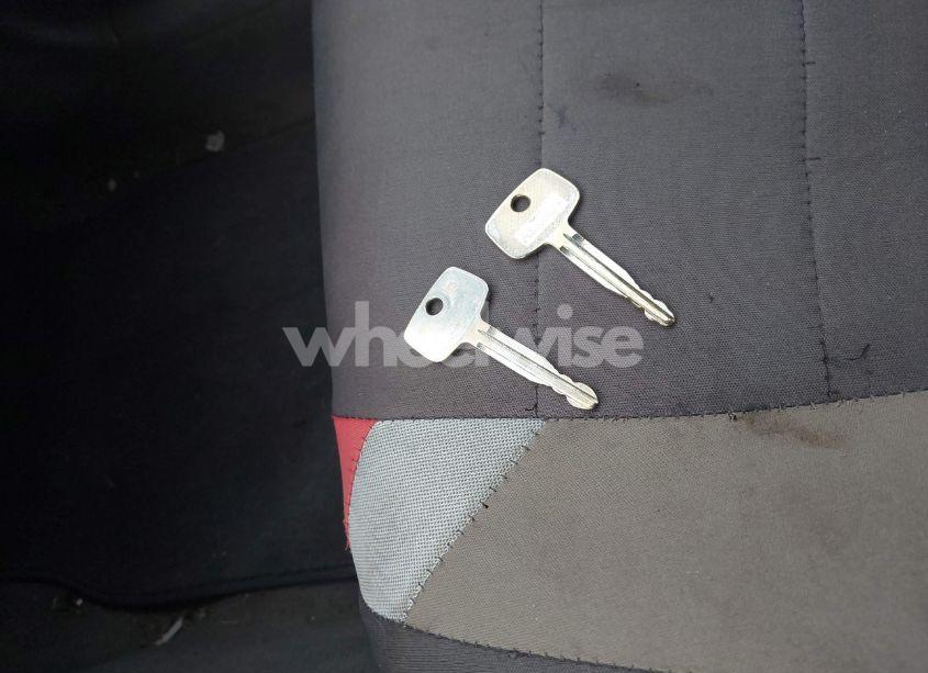 Photo 11 of 2004 Toyota Corolla CE (VIN 1NXBR32E04Z317568)