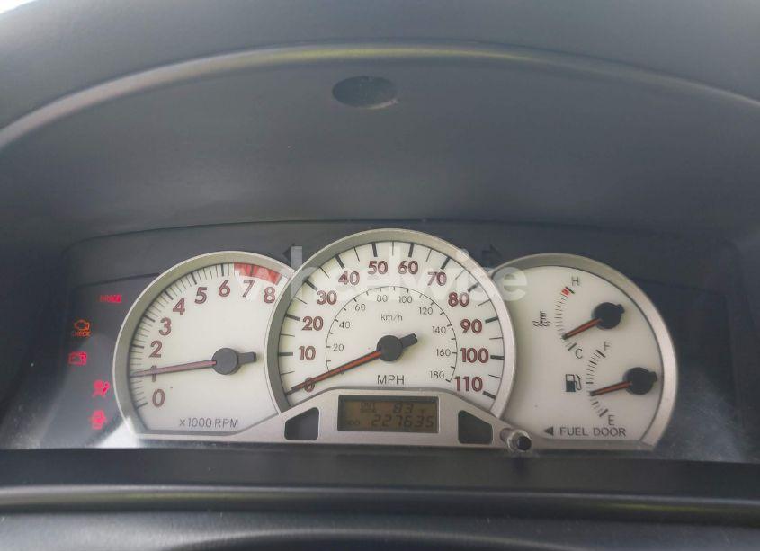 Photo 7 of 2005 Toyota Corolla S (VIN 1NXBR32E05Z357148)