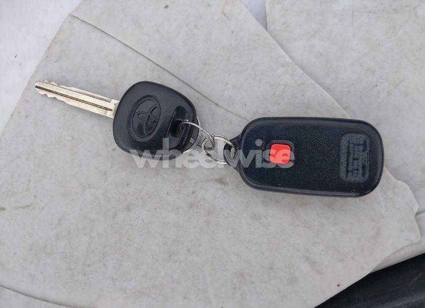 Photo 11 of 2005 Toyota Corolla LE (VIN 1NXBR32E05Z364181)