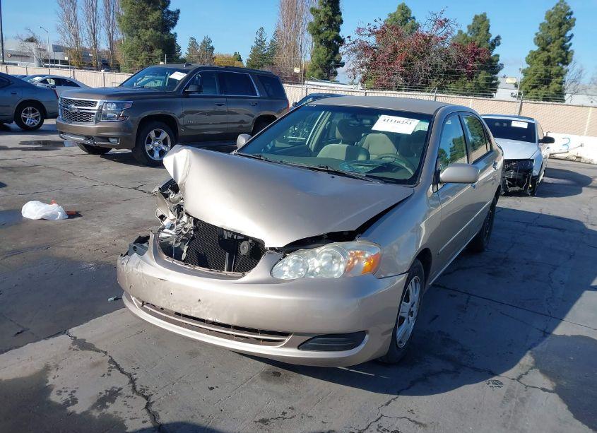 Photo 2 of 2005 Toyota Corolla CE/LE/S (VIN 1NXBR32E05Z379747)