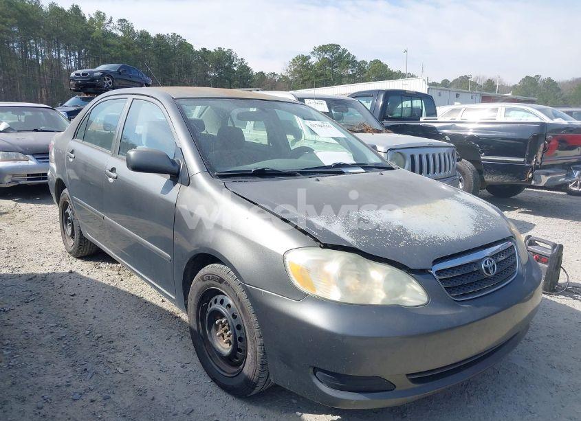 2005 Toyota Corolla LE (VIN 1NXBR32E05Z426453) main photo
