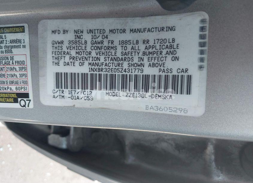 Photo 9 of 2005 Toyota Corolla S (VIN 1NXBR32E05Z431779)