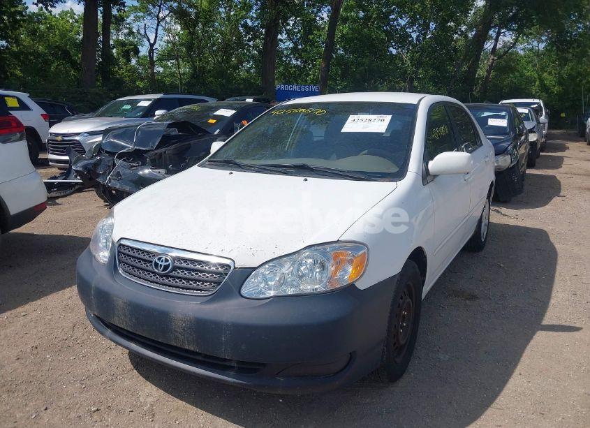 Photo 2 of 2005 Toyota Corolla LE (VIN 1NXBR32E05Z436710)