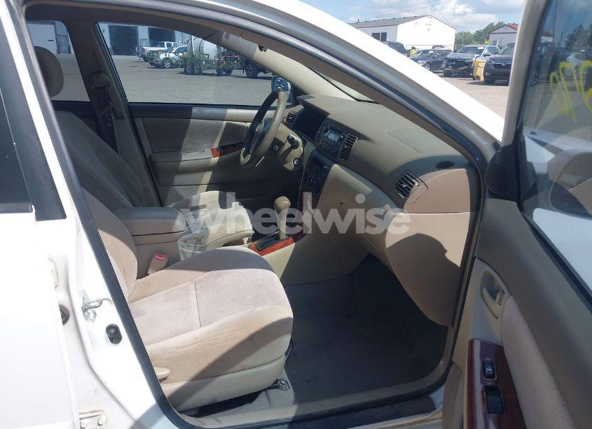 Photo 5 of 2005 Toyota Corolla LE (VIN 1NXBR32E05Z436710)