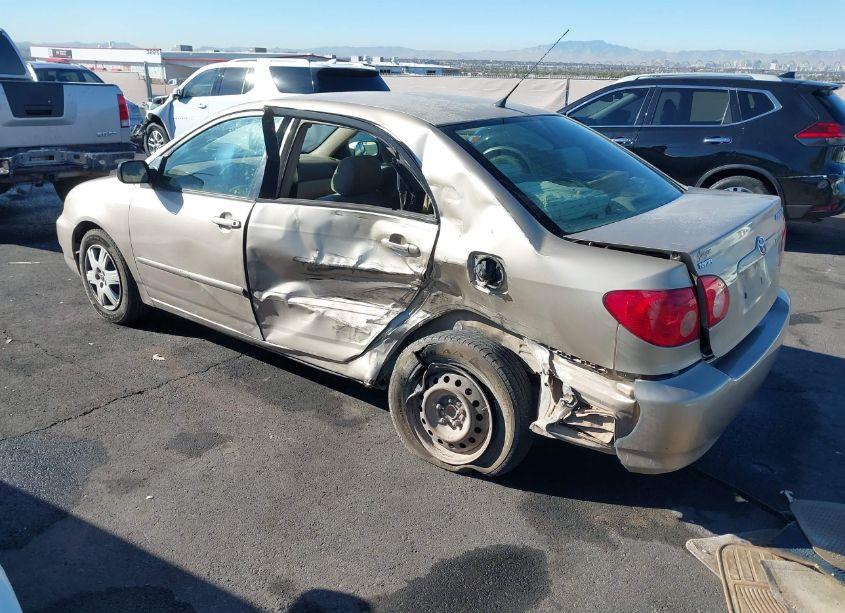 Photo 3 of 2005 Toyota Corolla LE (VIN 1NXBR32E05Z444239)