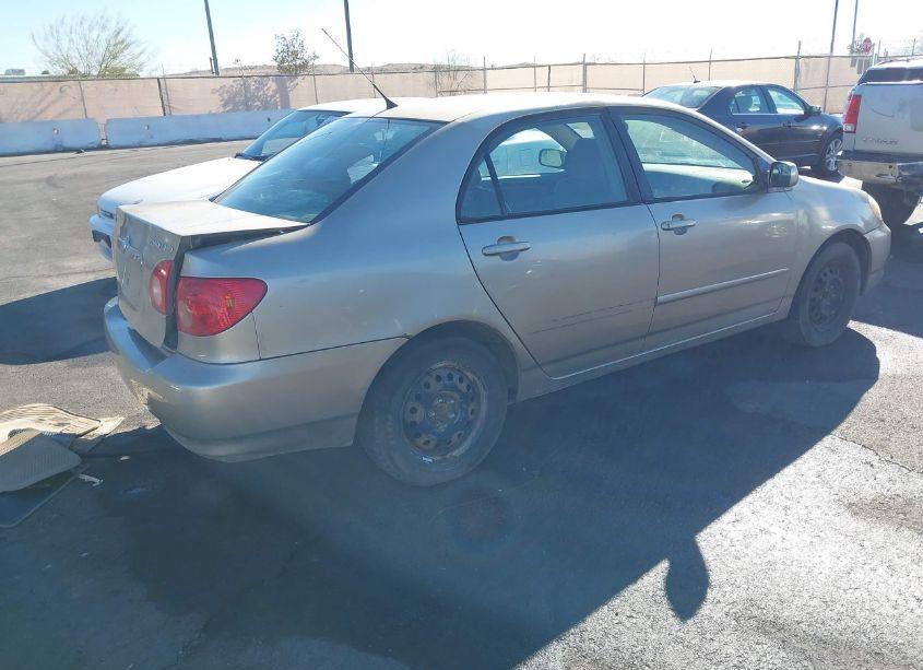 Photo 4 of 2005 Toyota Corolla LE (VIN 1NXBR32E05Z444239)