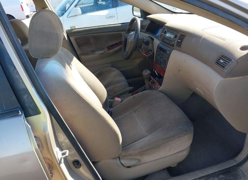 Photo 5 of 2005 Toyota Corolla LE (VIN 1NXBR32E05Z444239)