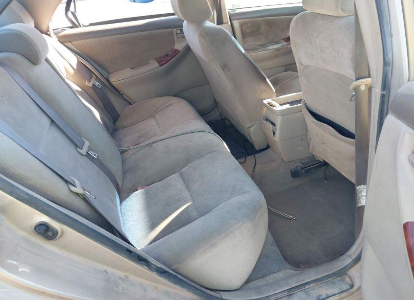 Photo 8 of 2005 Toyota Corolla LE (VIN 1NXBR32E05Z444239)