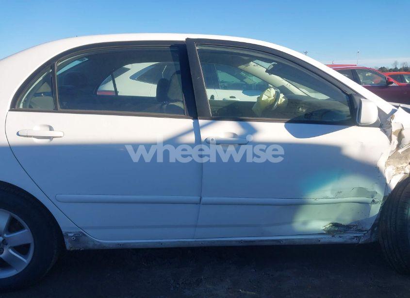 Photo 14 of 2005 Toyota Corolla S (VIN 1NXBR32E05Z457718)