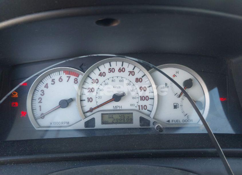 Photo 7 of 2005 Toyota Corolla S (VIN 1NXBR32E05Z457718)